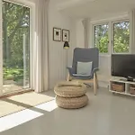 In With 3 Bedrooms, Sauna And Internet