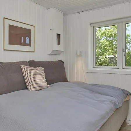 In With 3 Bedrooms, Sauna And Internet * Ebeltoft
