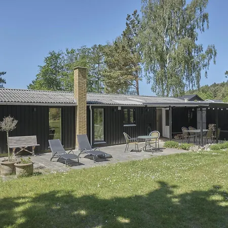 In With 3 Bedrooms, Sauna And Internet Ebeltoft